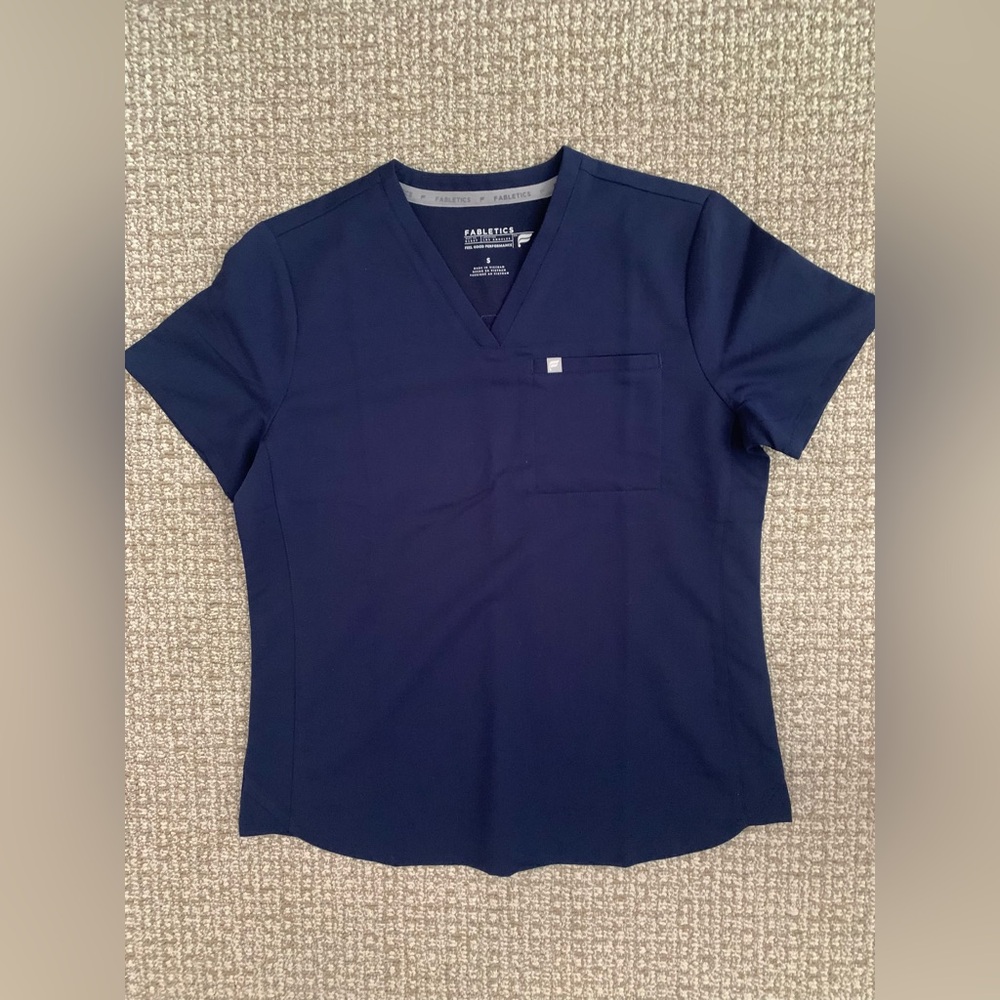 Fabletics Jogger Set - Picture 2 of 6